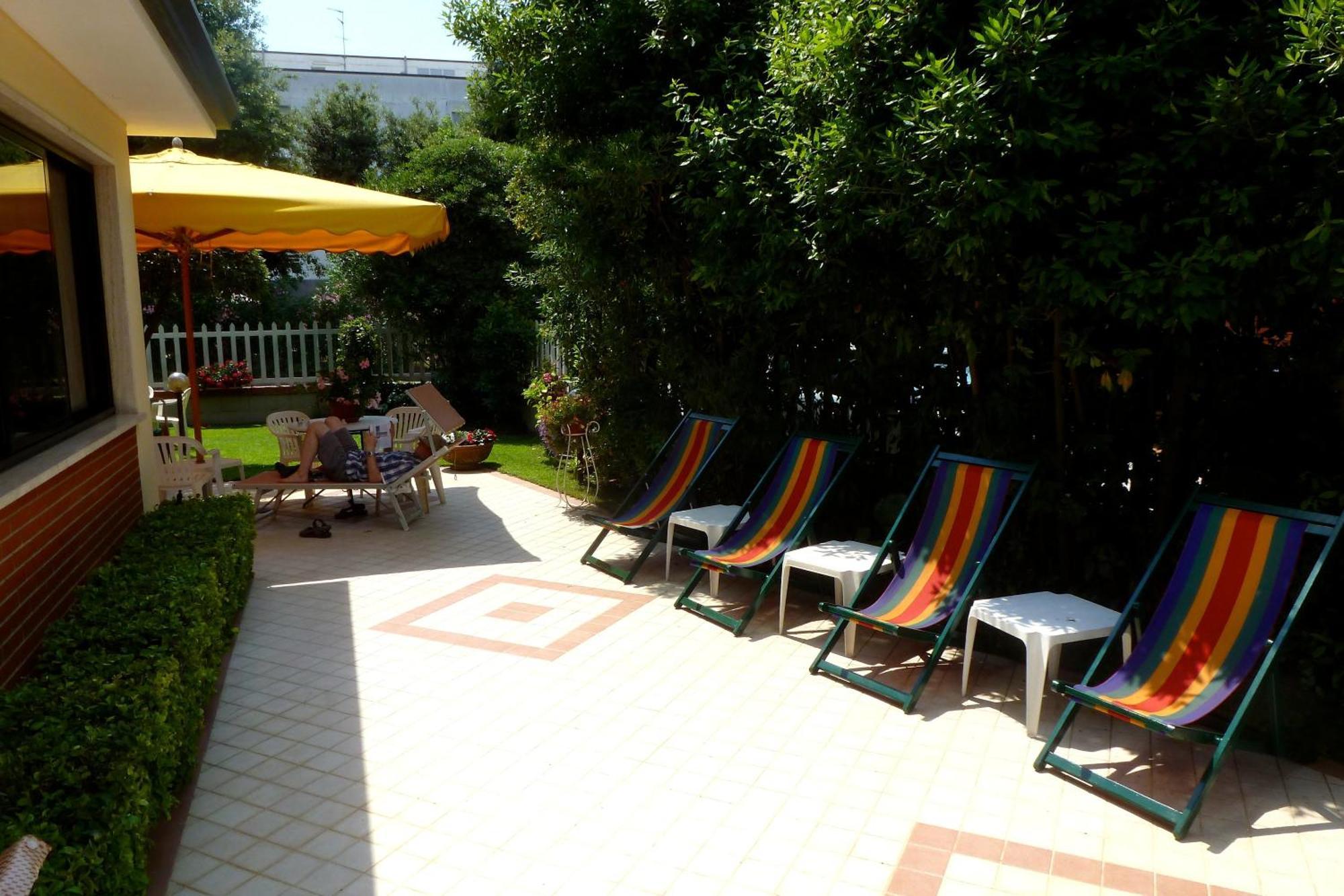 לידו די קאמאיורה Hotel Versilia מראה חיצוני תמונה