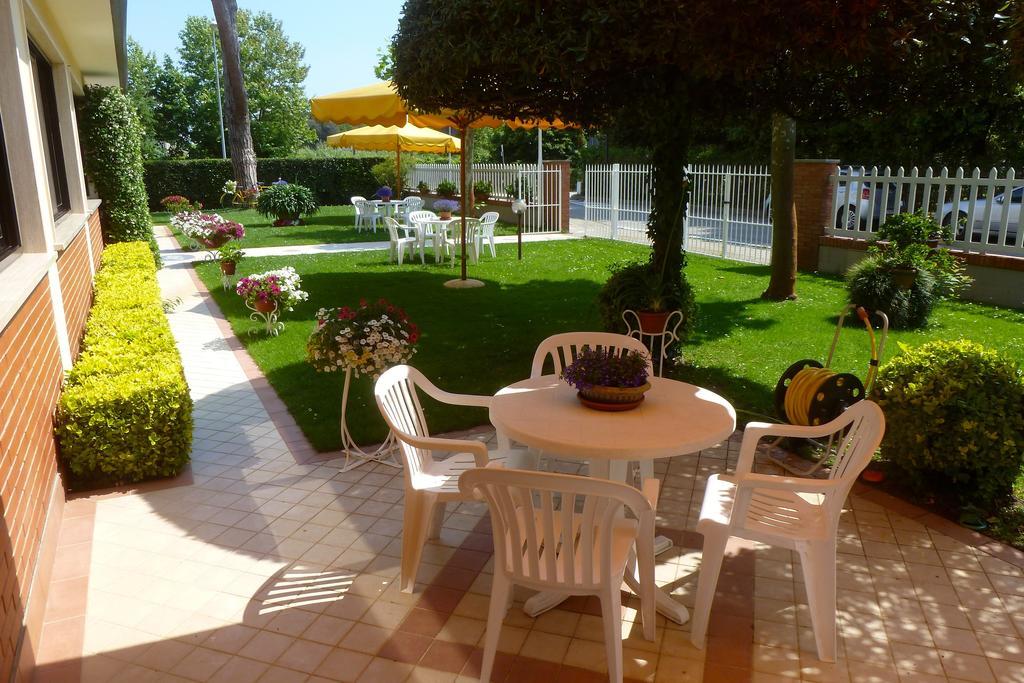 לידו די קאמאיורה Hotel Versilia מראה חיצוני תמונה