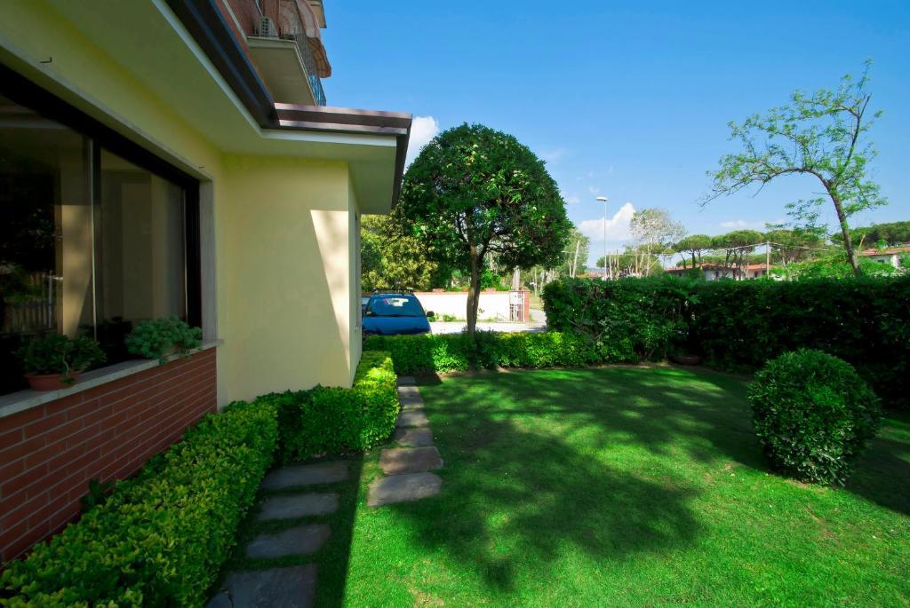 לידו די קאמאיורה Hotel Versilia מראה חיצוני תמונה