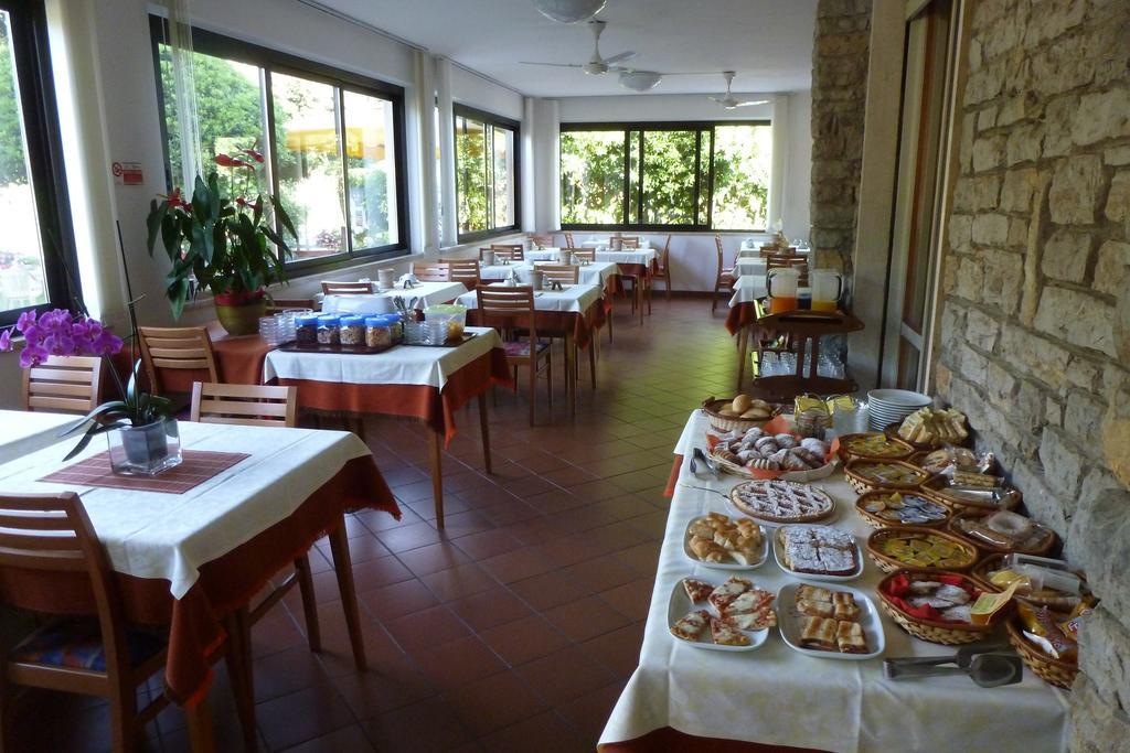 לידו די קאמאיורה Hotel Versilia מראה חיצוני תמונה